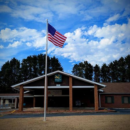 My Home & Suites Toccoa Exterior photo