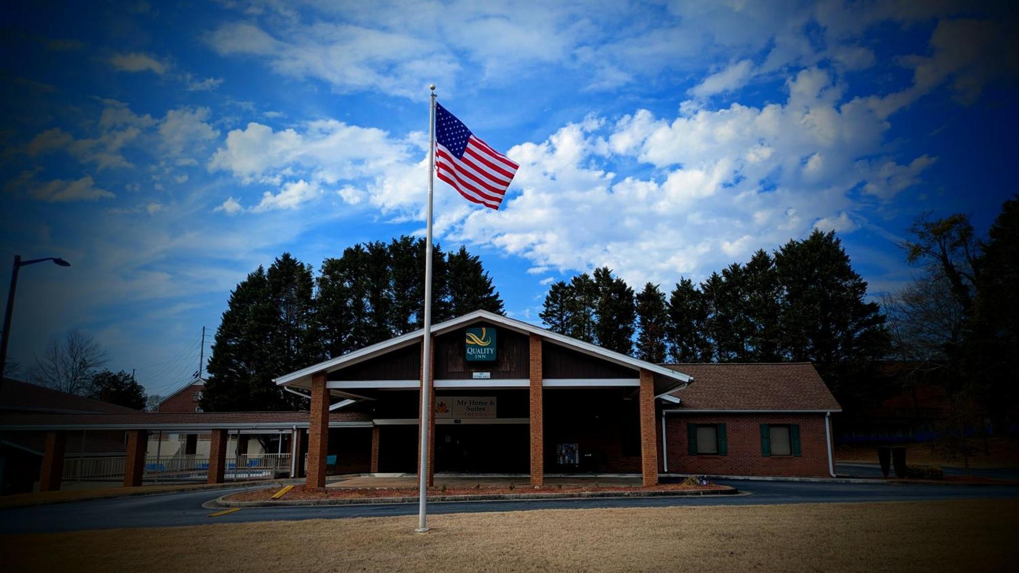 My Home & Suites Toccoa Exterior photo